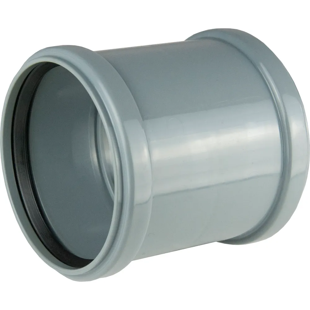 HT dubbelmuff 75 är en grå plastkoppling med slät cylindrisk form och en invändig gummipackning i ena änden, avsedd för säker sammanfogning av två rörsektioner i rörsystem.