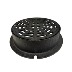 Lättbetäckning 300 sil är ett runt avloppslock i svart metall med ett slitsat rutmönster och en något upphöjd kant, som visas isolerat mot en vit bakgrund.