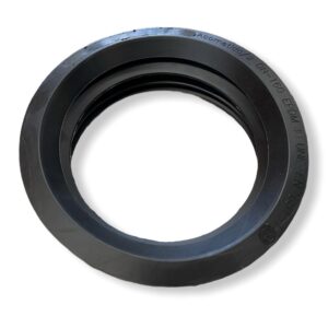 En Teleskoprör 315 (höjd: 400 mm) svart gummipackning eller tätningsring med text och markeringar på ytterkanten, mot en vit bakgrund.