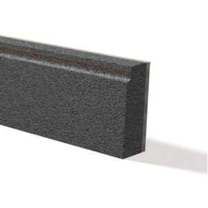 Benders Albabalk är en rektangulär, mörkgrå skumisoleringsskiva med strukturerad yta och en tunn horisontell linje nära toppen, mot en vit bakgrund.