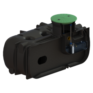 En genomskärningsvy av CPX Slamavskiljare 3200L med pumpbrunn, en svart underjordisk tank med ett grönt cirkulärt åtkomstlock, visar interna komponenter som pumpen och rörsystemet.