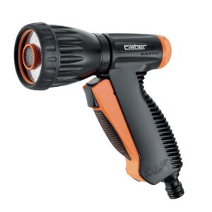 Claber Balcony sprutmunstycke är ett svart och orange handhållet sprutmunstycke för trädgårdsslang med ett ergonomiskt grepp, justerbart spruthuvud och är tillverkat i Italien.